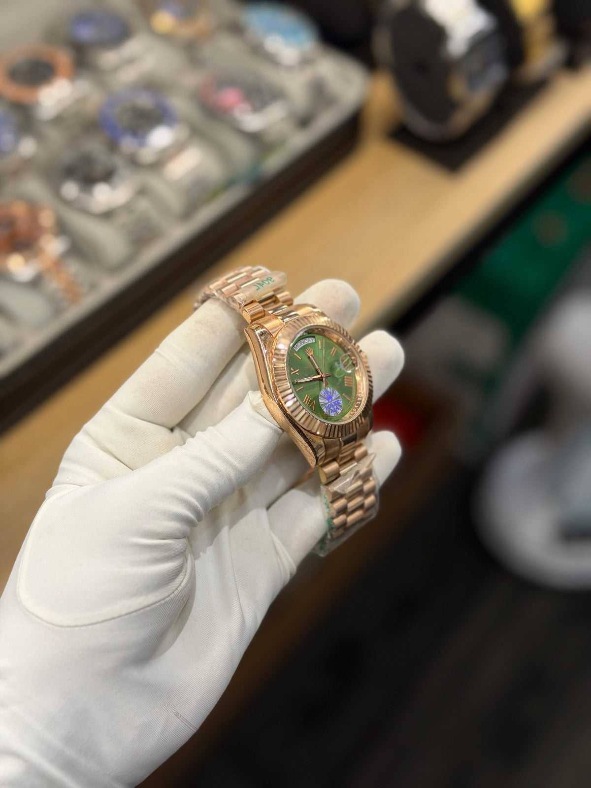 Men's Luxury Rose Gold & Green Dial Day-Date Analog Automatic Watch