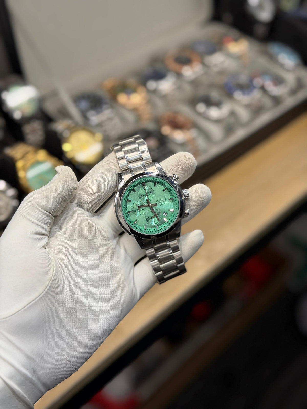 Men's Mint Green Dial Chronograph-Style Watch – Silver