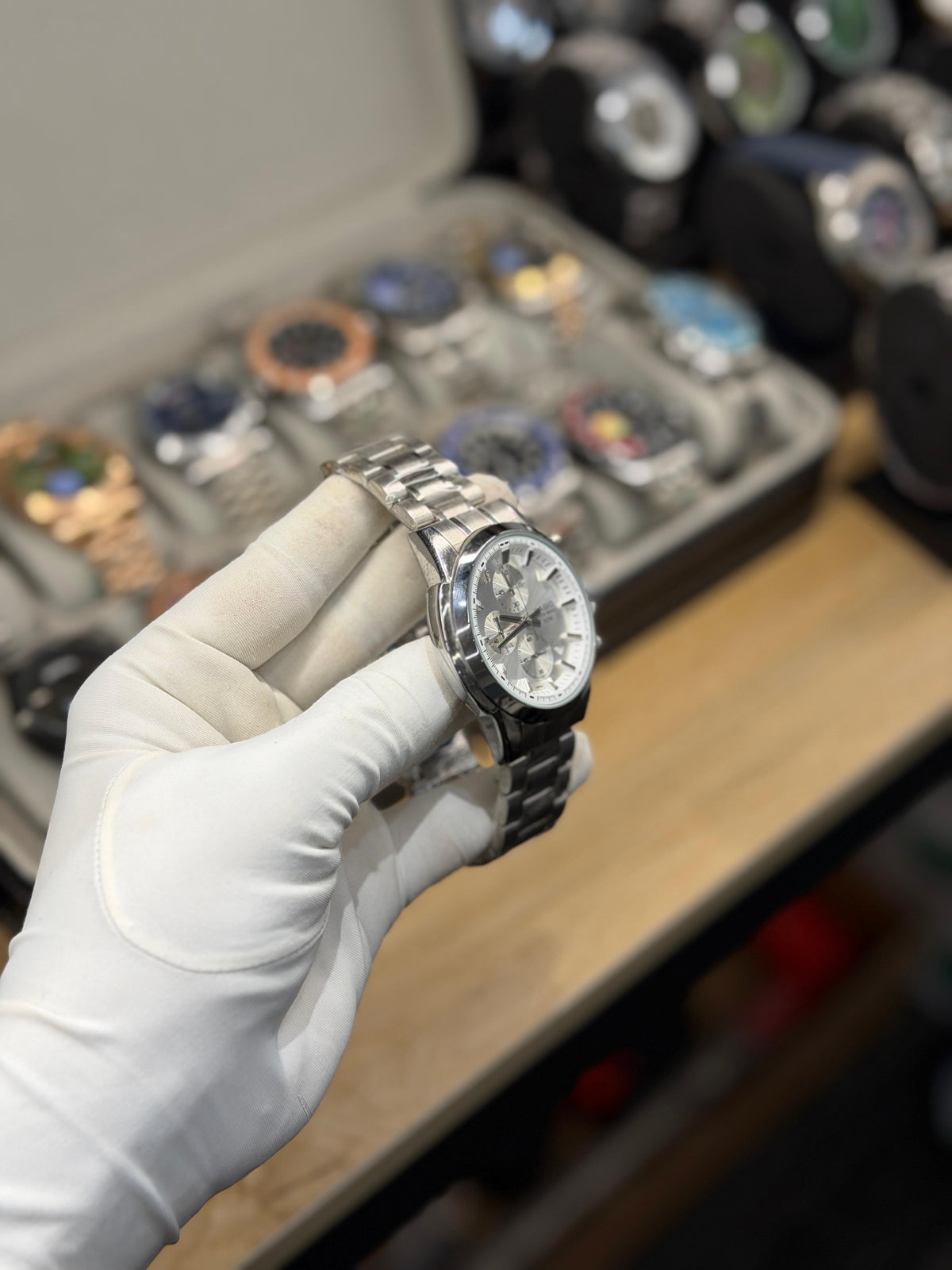 Men's Silver Dial Chronograph-Style Watch – Silver