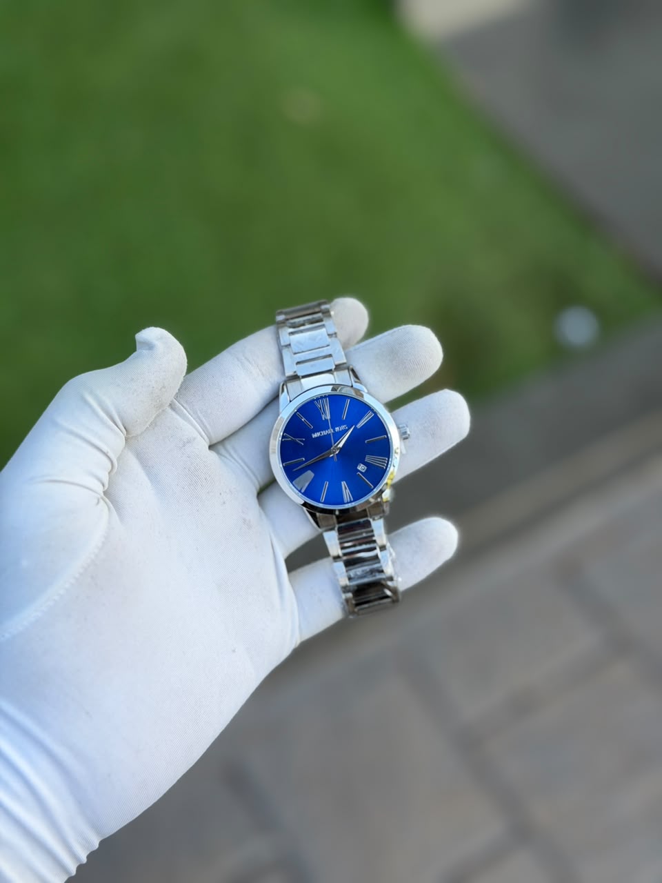 Silver/Blue
