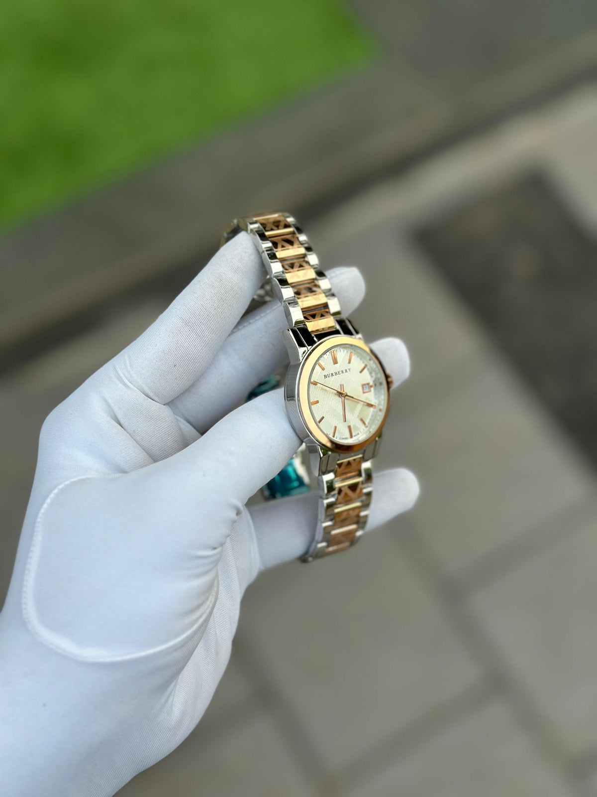 Analog Quartz Movement Watch for Women