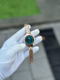 Analog Quartz Watch for Women – Stylish Wrist Watch