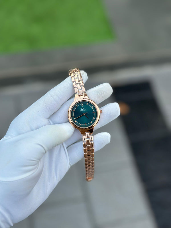 Analog Quartz Watch for Women – Stylish Wrist Watch