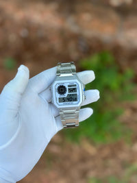 #white dial