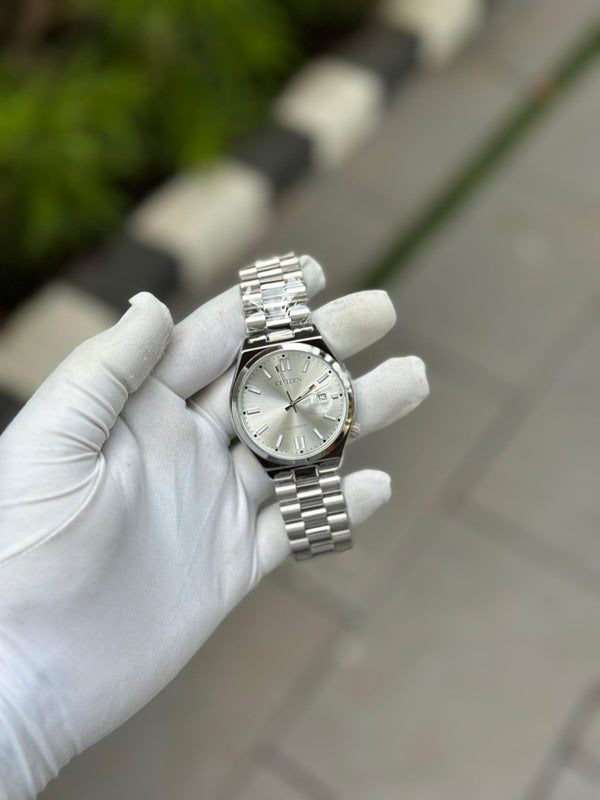 Men’s Classic Analog Quartz Wrist Watch with Clean Design