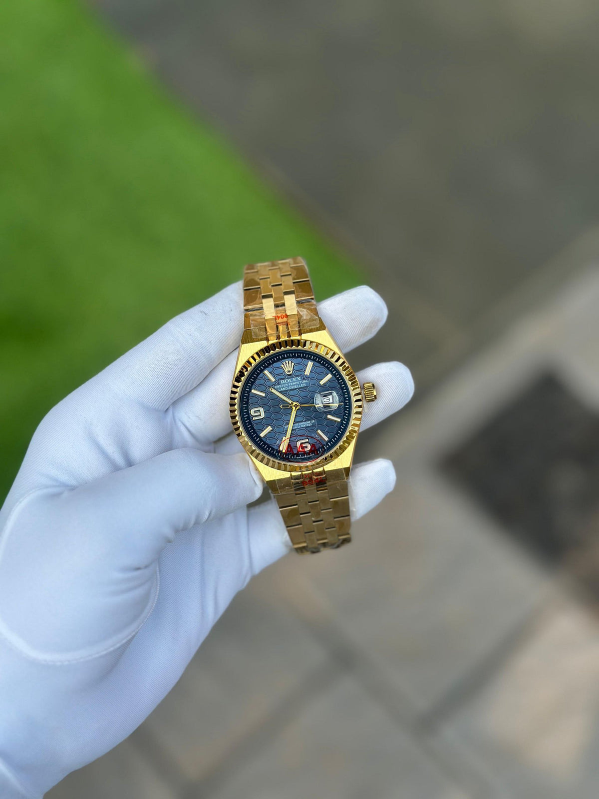 Analog Quartz Watch for Men – Classic Wrist Watch for Daily Wear