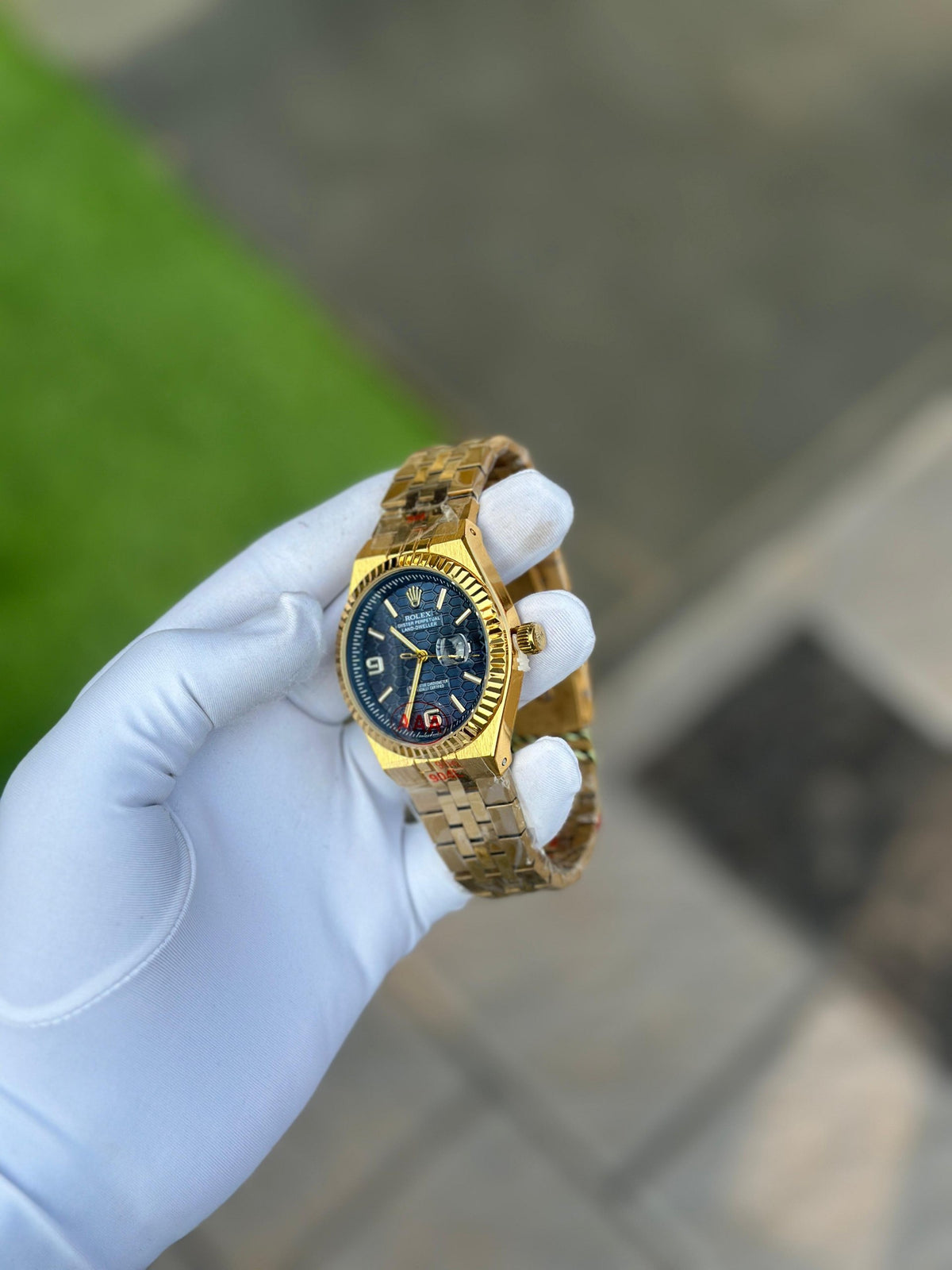 Analog Quartz Watch for Men – Classic Wrist Watch for Daily Wear